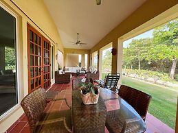 Villa Iris 2 Story Ocean View Villa W Pool Access