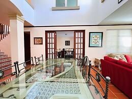 Villa De Palma - Oceanfront Community w Generator