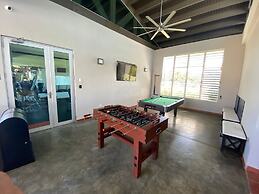 Giovanni Beachfront Community w Pools