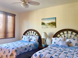 Giovanni Beachfront Community w Pools