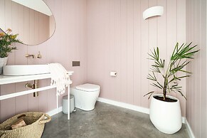 Rubus Pink Berry - by Linnaeus Collection