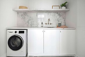 Rubus Pink Berry - by Linnaeus Collection