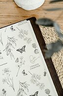 Linnaeus Farm Berry - by Linnaeus Collection