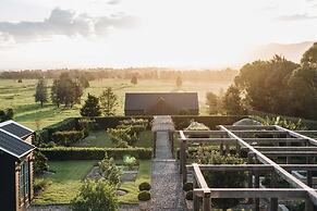 Linnaeus Farm Berry - by Linnaeus Collection