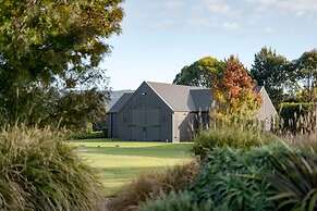 Linnaeus Farm Berry - by Linnaeus Collection