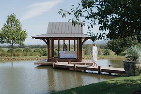 Linnaeus Farm Berry - by Linnaeus Collection