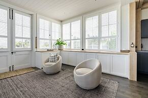Linnaeus Farm Berry - by Linnaeus Collection