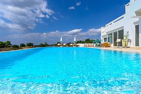 VIP Villa Panoramic Seaview Close to Beaches
