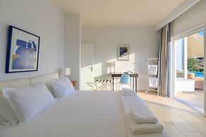 VIP Villa Panoramic Seaview Close to Beaches