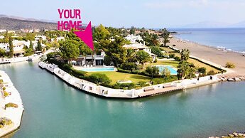 Perfect Seaside Villa Large Pool Boat Dock