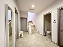 Modern VIP Villa 100 Privacy Stunning Views
