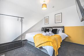5-bed 5 En-suite Apartment in Manchester
