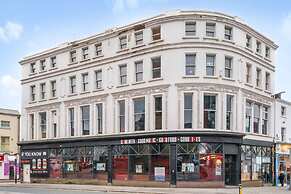 Spacious Apartment for Groups in City Centre