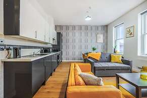 Spacious Apartment for Groups in City Centre