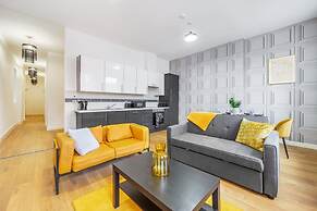 Spacious Apartment for Groups in City Centre
