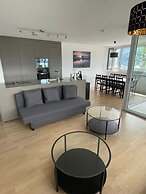 Dream View Apt With Homecinema Netflix Loggia
