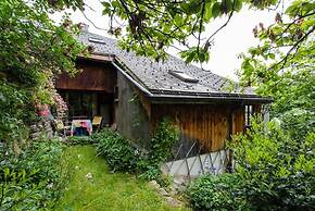 5 BR Gstaad Paradise View Chalet With Outdoor Jacuzzi