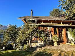 5 BR Gstaad Paradise View Chalet With Outdoor Jacuzzi
