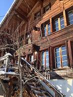 5 BR Gstaad Paradise View Chalet With Outdoor Jacuzzi