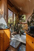 5 BR Gstaad Paradise View Chalet With Outdoor Jacuzzi