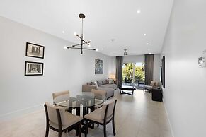 Modern Condo at One Cable Beach With Balcony