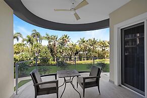 Modern Condo at One Cable Beach With Balcony