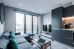 Stylish City Centre Apartment