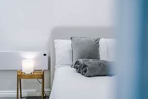 Stylish City Centre Apartment