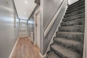 Modern Affordable Home - Contractors Leisure