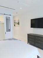 Cable Beach Condo Large Private Patio With BBQ