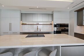 Aqualina 1101 Penthouse