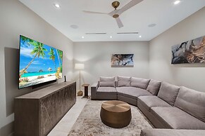 Aqualina 1101 Penthouse