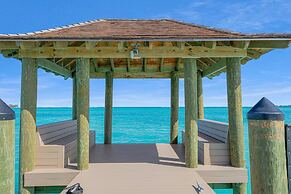 Beachfront 3 Bedroom Luxury Residence