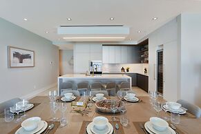 Beachfront 3 Bedroom Luxury Residence