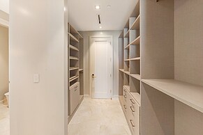 Beachfront 3 Bedroom Luxury Residence