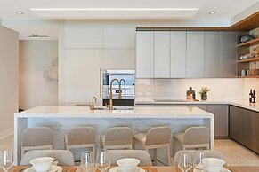 Beachfront 3 Bedroom Luxury Residence