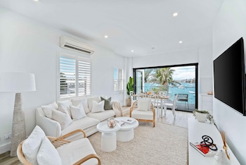 Phoenix Apartment at Palm View Collective