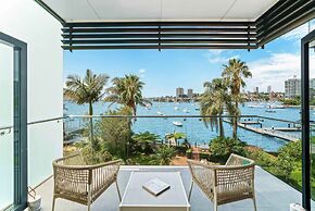 Phoenix Apartment at Palm View Collective