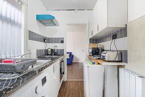 Charming 2 Bed-ensuites Fast Wi-fi