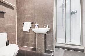 Charming 2 Bed-ensuites Fast Wi-fi