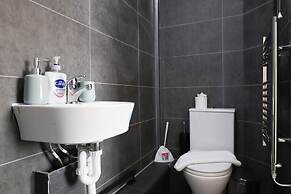 Charming 2 Bed-ensuites Fast Wi-fi