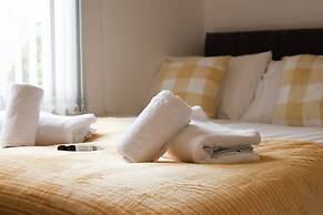 Charming 2 Bed-ensuites Fast Wi-fi
