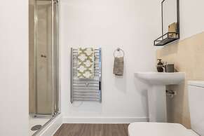Harmony 5 Mins to City Centre Balcony Fast Wifi