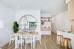 Coconut Apartment at Palm View Collective