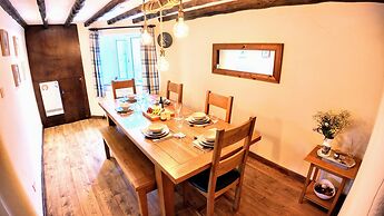 Haycombe Farm Cottage