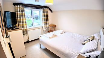 Haycombe Farm Cottage