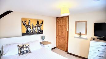 Haycombe Farm Cottage
