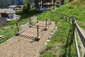 Apartment Lupins 11 Next to the ski Lift
