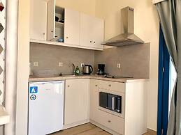 Michail Suites Afiartis Diakoftis