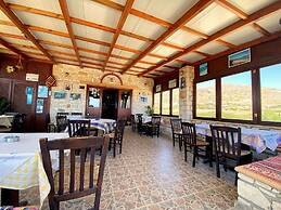 Michail Suites Afiartis Christou Pigadi